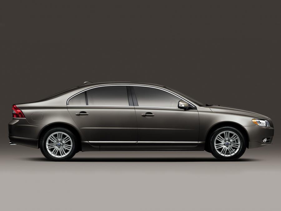  Volvo S80L LWB 2008 года  (CN) (фото 9 из 12)